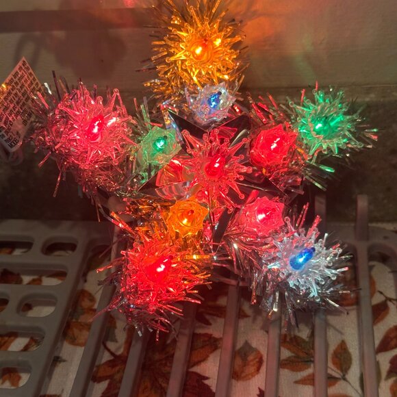 Christmas Tinsel Star Tree Topper Lighted Indoor Multicolor Bulbs Vtg WORKS Vtg - Picture 2 of 6
